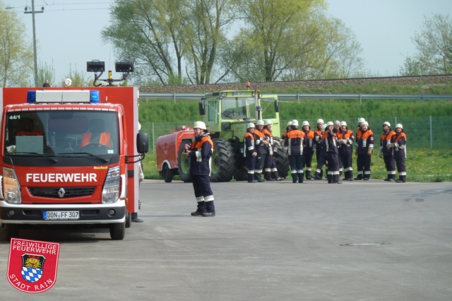 Übung 05. Mai 2013: Sonntagsübung bei BayWa Agrar